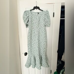 Floral Puff Sleeve Dress in Green